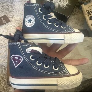 Converse Superman Kids Baby High-Top Sneakers Chuck Taylor size 2 New With Tags